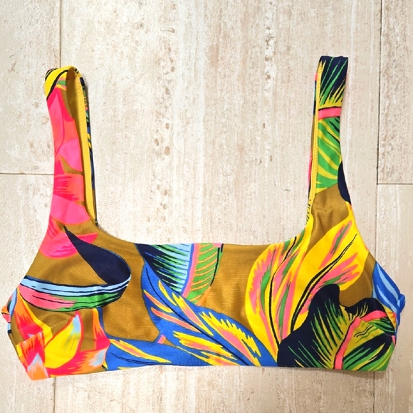 aerie Other - Aerie Multi-Color Tropical Print Scoop Bikini Top